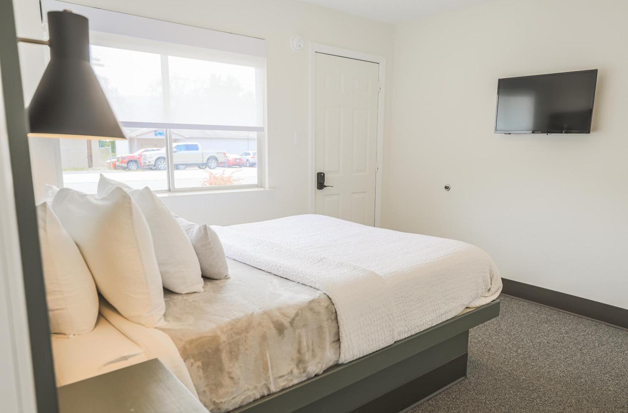 River City Inn Parsons Dış mekan fotoğraf