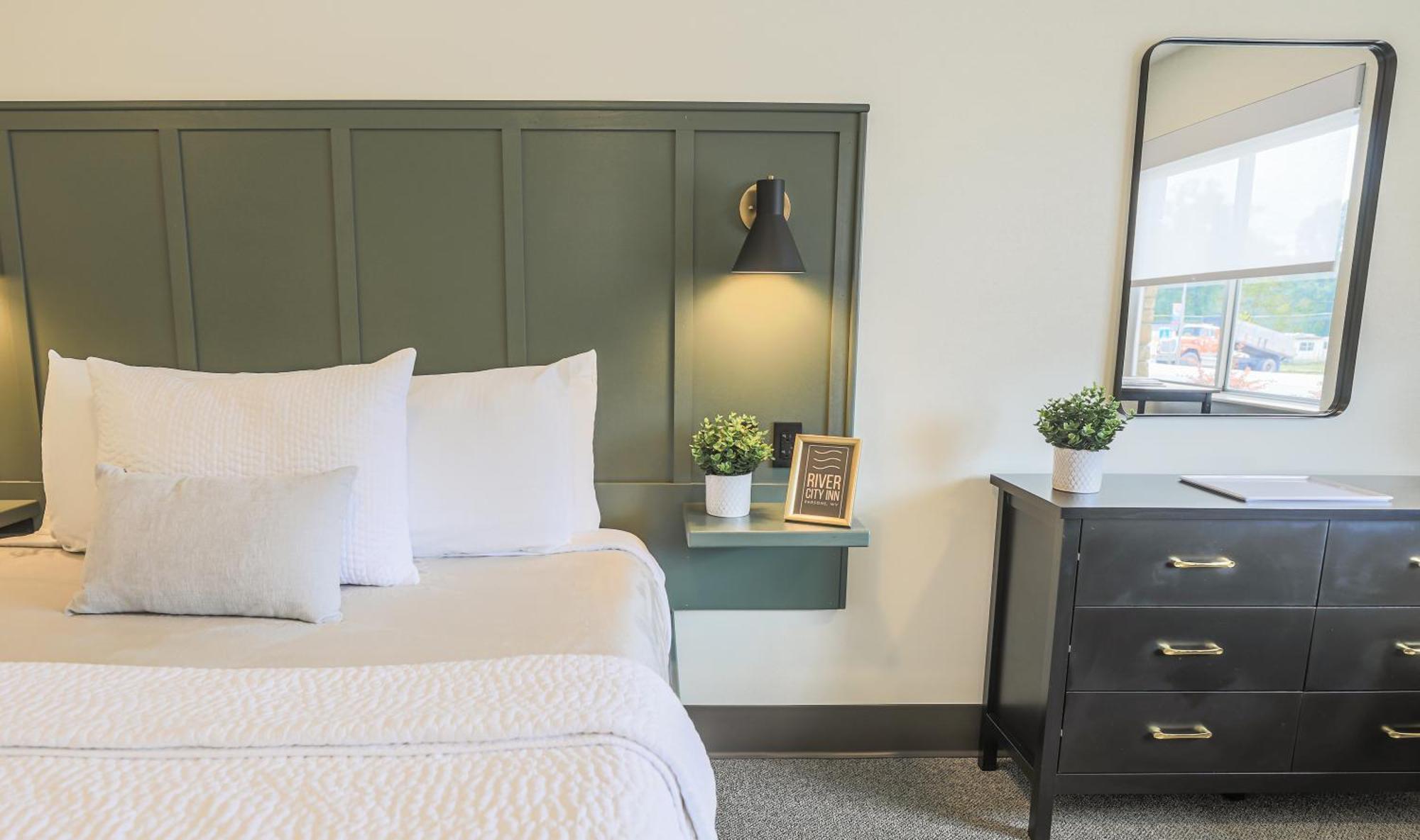 River City Inn Parsons Dış mekan fotoğraf