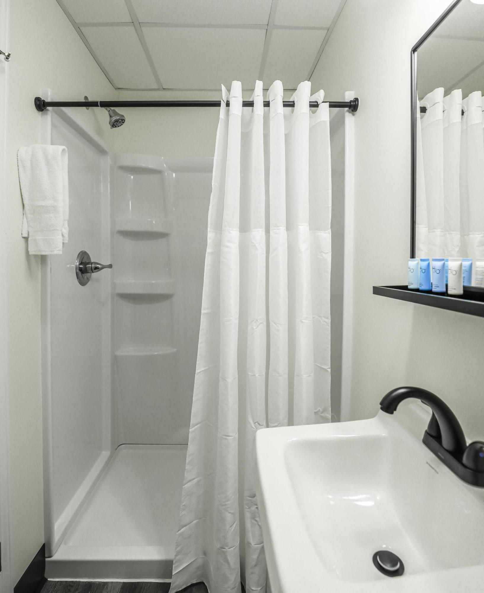River City Inn Parsons Dış mekan fotoğraf