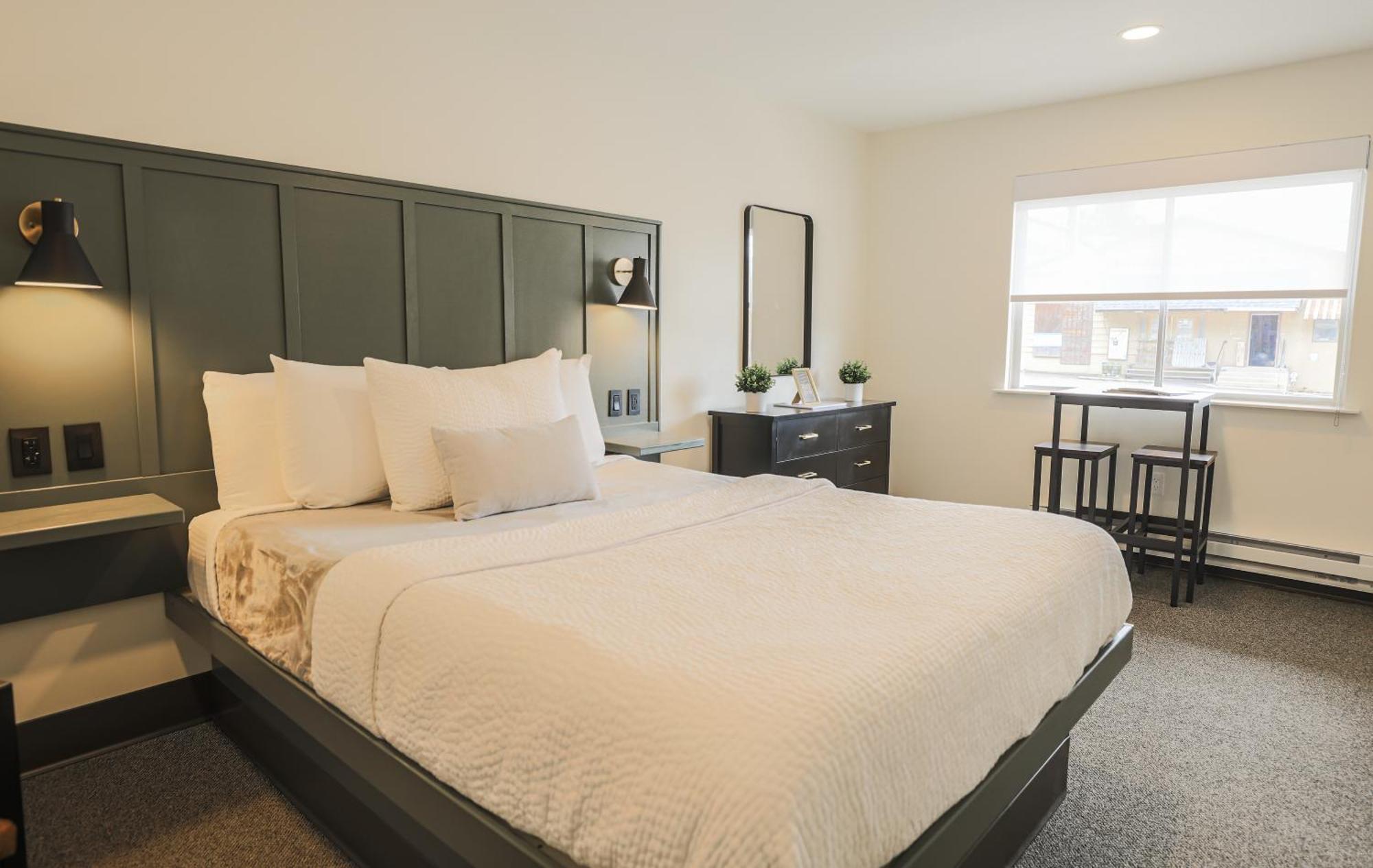 River City Inn Parsons Dış mekan fotoğraf